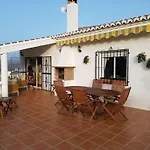 Casa Juan Lake Vinuela